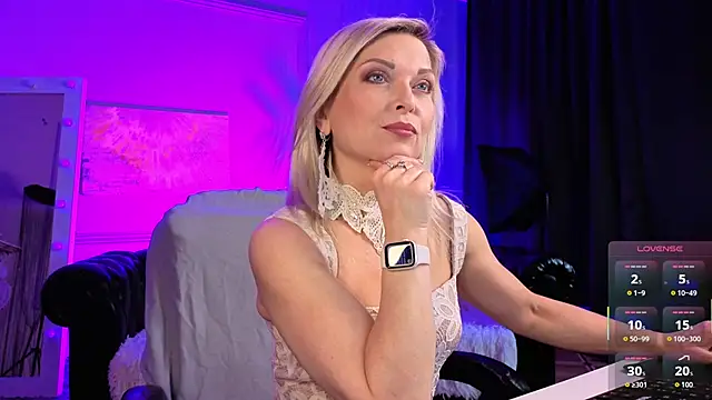 Snapshot of Gloria_Lovely chatting on 2, 6, 2026 Gloria Lovely online show from 2, 6, 2026
