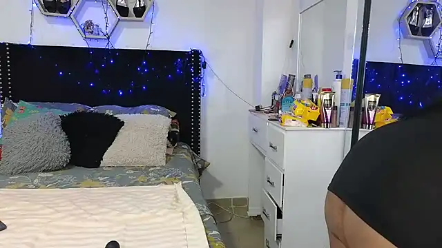 charlotte 077 online show from 9, 2, 2026