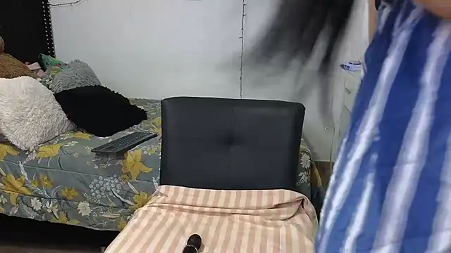 charlotte 077 online show from 25, 11, 2025