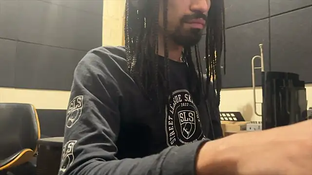 hotcamboy420 online show from 19, 11, 2025