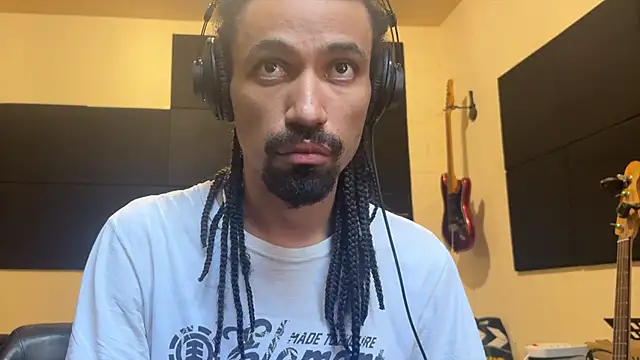 hotcamboy420 online show from 22, 11, 2025