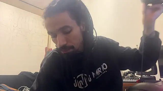 hotcamboy420 online show from 2, 11, 2025