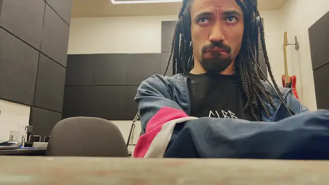 hotcamboy420 online show from 12, 11, 2025