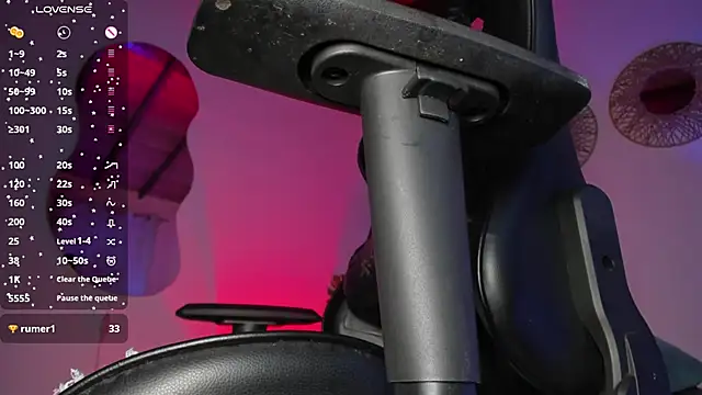 laura-hills18 online show from 14, 2, 2026