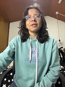 karlamorris  online show from 5, 3, 2026