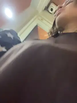 karlamorris  online show from 24, 4, 2026