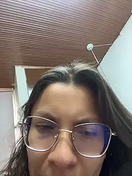 Snapshot of karlamorris_ chatting on 4, 6, 2026 karlamorris online show from 4, 6, 2026