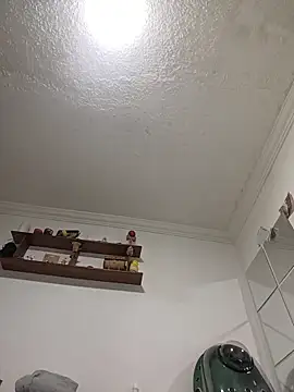 karlamorris  online show from 1, 11, 2025