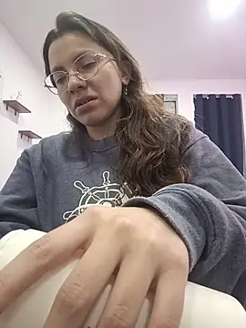 karlamorris  online show from 22, 10, 2025