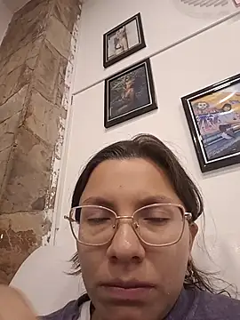 karlamorris  online show from 28, 10, 2025