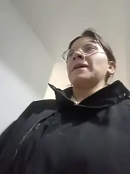 karlamorris  online show from 25, 10, 2025