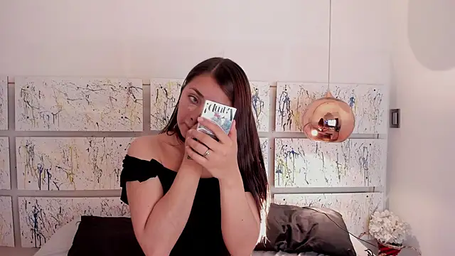 Sophy SmileSweet online show from 4, 4, 2026