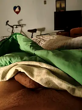 Snapshot of italovene chatting on 22, 11, 2025 italovene online show from 22, 11, 2025