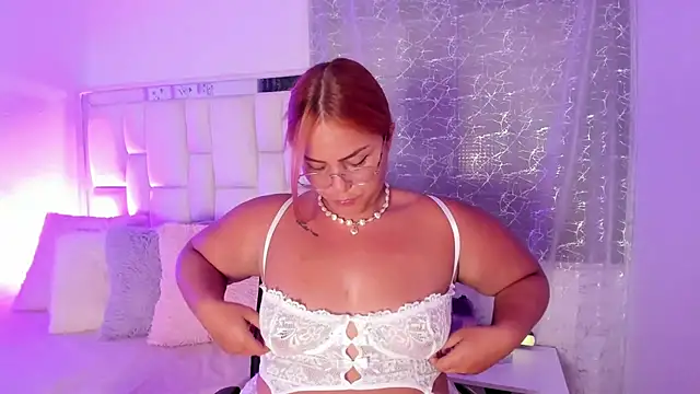 LeahxBarker online show from 16, 12, 2025