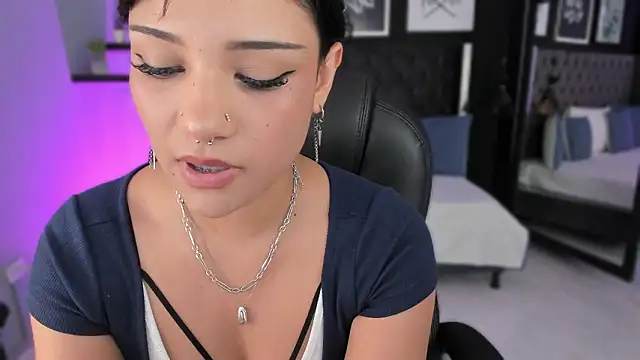 renee shelby  online show from 9, 3, 2026