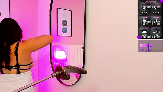 Anniee boobs online show from 18, 12, 2025