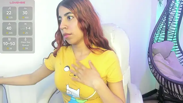 Snapshot of lunitaa18 chatting on 29, 4, 2026 lunitaa18 online show from 29, 4, 2026