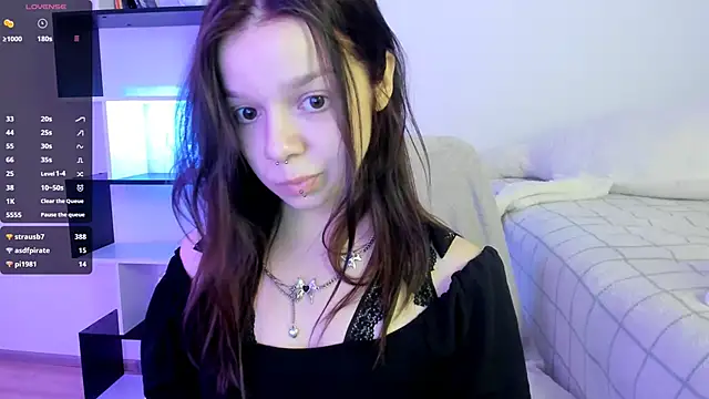 crystal lilith online show from 11, 2, 2025