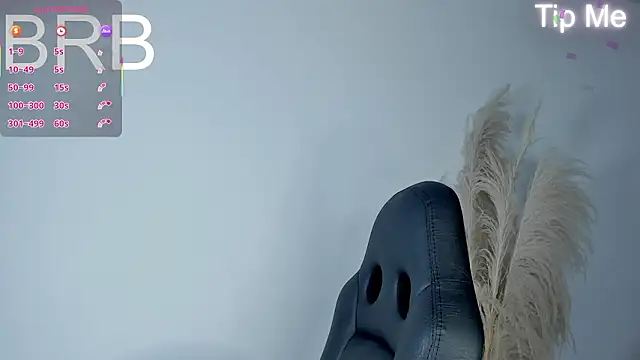 april dumont online show from 3, 3, 2026