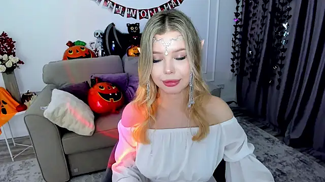 FollowLovee online show from 31, 10, 2025