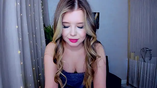 FollowLovee online show from 10, 3, 2025
