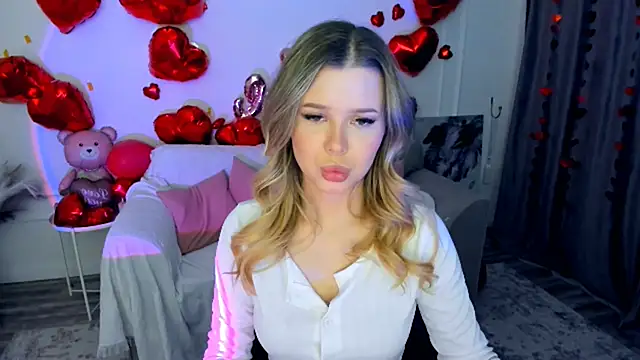 FollowLovee online show from 6, 2, 2026