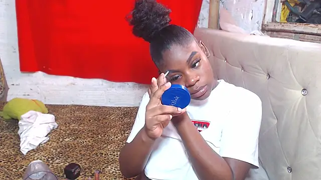 EvaxEmma online show from 26, 7, 2026