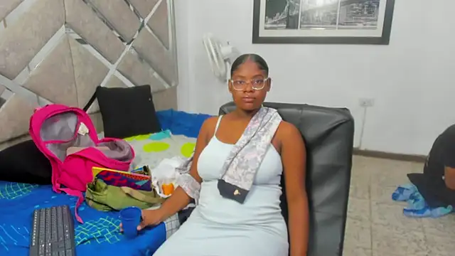 EvaxEmma online show from 14, 1, 2026