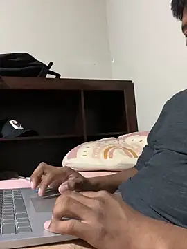 Snapshot of Luis455gomez chatting on 22, 10, 2025 Luis455gomez online show from 22, 10, 2025