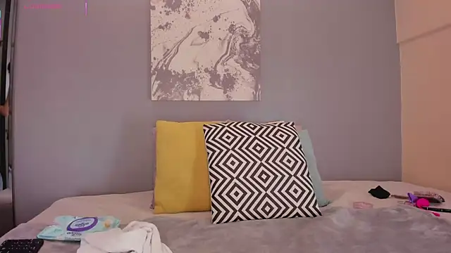 LynnSam  online show from 25, 10, 2025