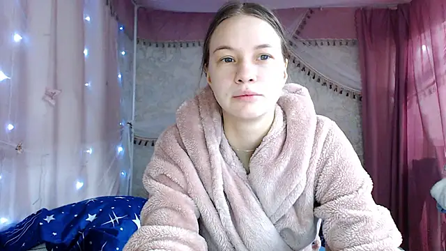 leila bambi  online show from 3, 2, 2026