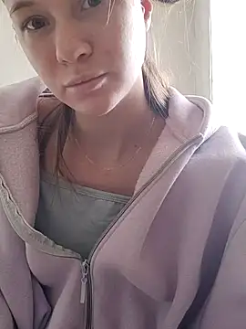 leila bambi  online show from 13, 2, 2026