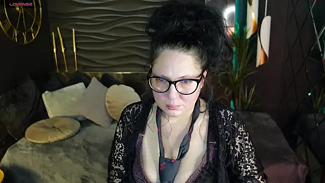 Snapshot of Anita_Muse chatting on 9, 11, 2025 Anita Muse online show from 9, 11, 2025