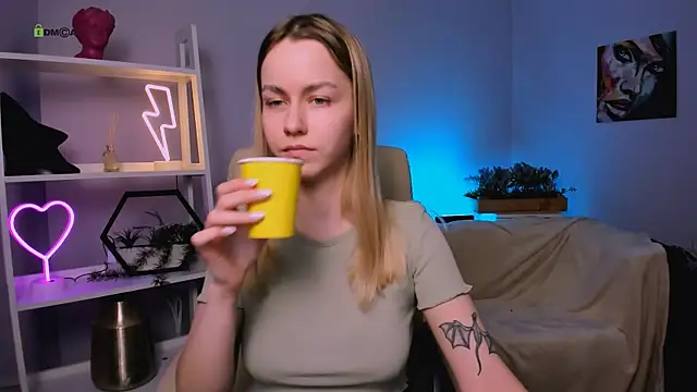 mary mooore online show from 5, 2, 2025