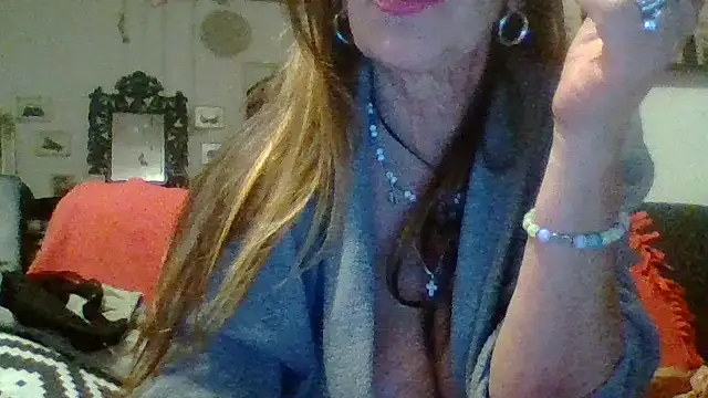 gildamilf online show from 11, 11, 2025