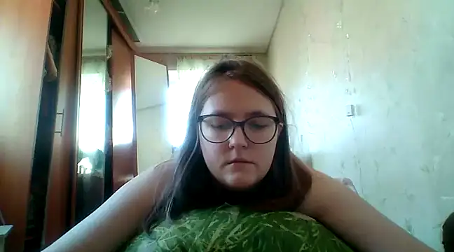 DesireMelissa online show from 17, 2, 2025