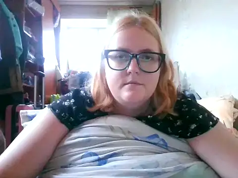 DesireMelissa online show from 10, 10, 2025