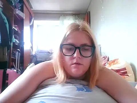 DesireMelissa online show from 13, 10, 2025