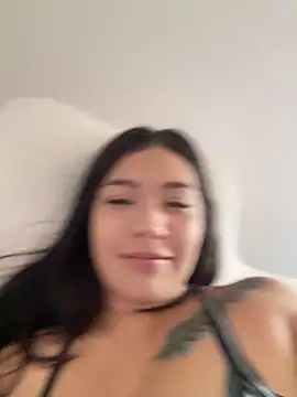 Latina vanessa online show from 12, 4, 2026