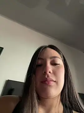 Latina vanessa online show from 23, 2, 2026