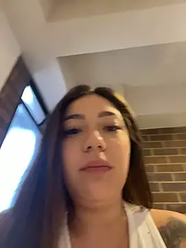 Latina vanessa online show from 19, 7, 2026