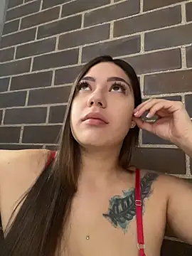 Latina vanessa online show from 25, 6, 2026