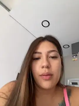 Latina vanessa online show from 29, 5, 2026