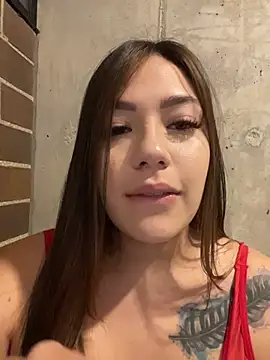 Latina vanessa online show from 17, 6, 2026