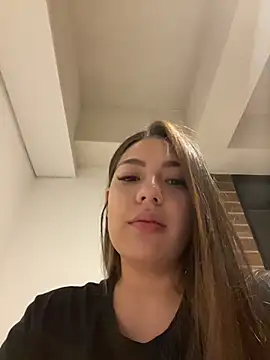 Latina vanessa online show from 21, 7, 2026