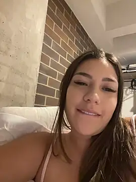 Latina vanessa online show from 22, 7, 2026