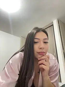 Snapshot of Latina_vanessa chatting on 24, 11, 2025 Latina vanessa online show from 24, 11, 2025