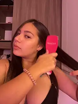 Latina vanessa online show from 29, 1, 2025