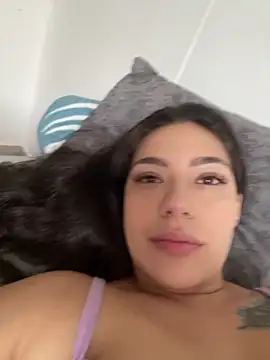 Snapshot of Latina_vanessa chatting on 27, 11, 2025 Latina vanessa online show from 27, 11, 2025