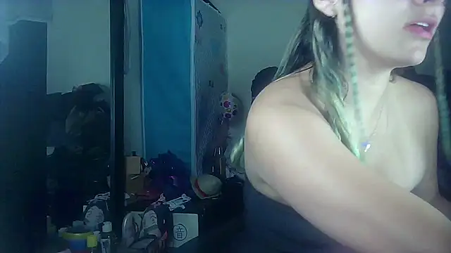 Snapshot of Elith_20 chatting on 1, 3, 2025 Elith 20 online show from 1, 3, 2025